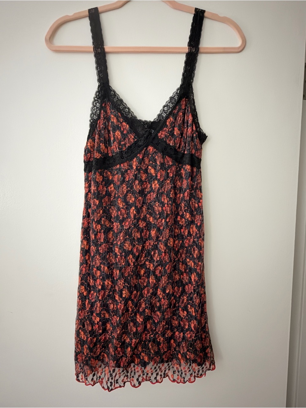 Small Urban Outfitters Black and Red Floral Lace Dress